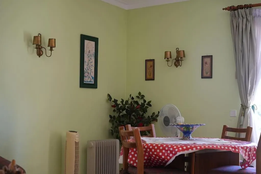 Spacious Portuguese Flat With Pool Next To Beach Алвор 0*,  Португалия